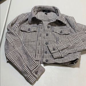 Cropped houndstooth jacket size M